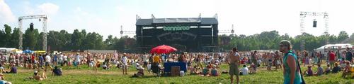 06bonnaroo_stage_panoramic